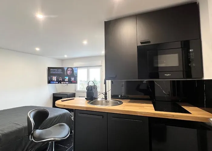 Bella - équipé - Tv Netflix - Centre 100m- Gare 50m - Basilique 200m * Lisieux